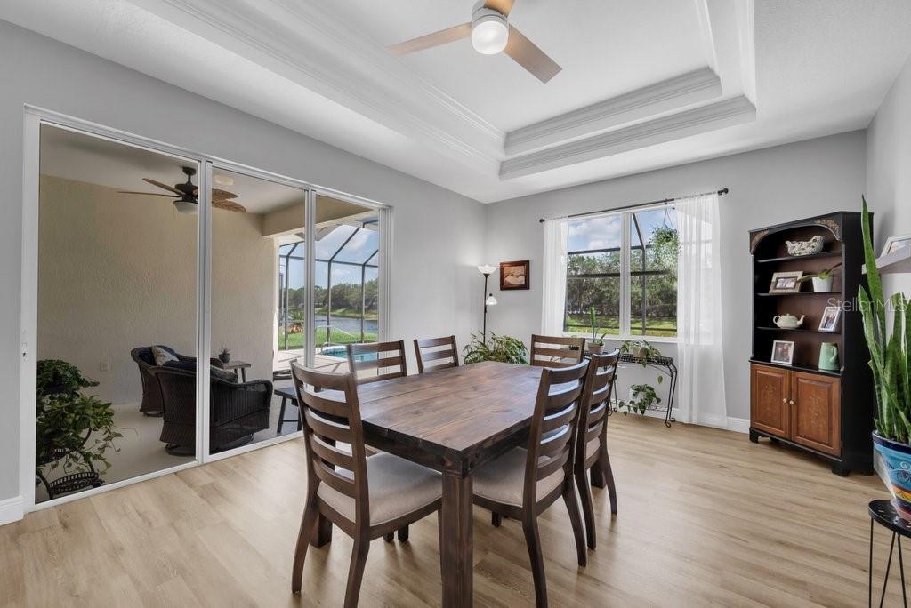 Image 21 of 57 For 8223 Haven Harbour Way