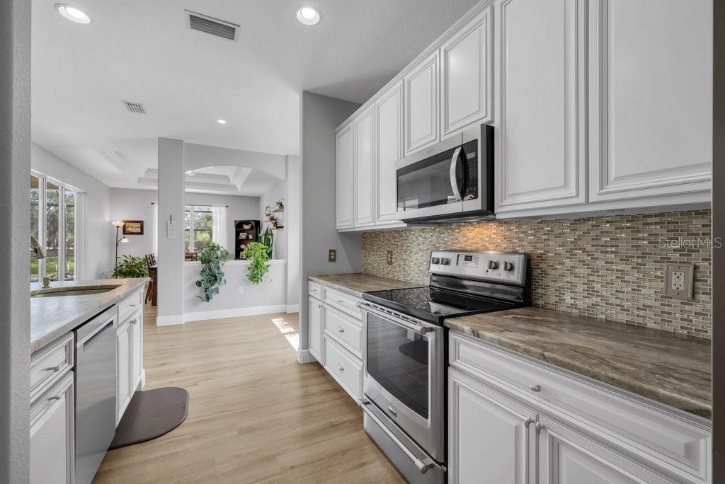 Image 7 of 57 For 8223 Haven Harbour Way