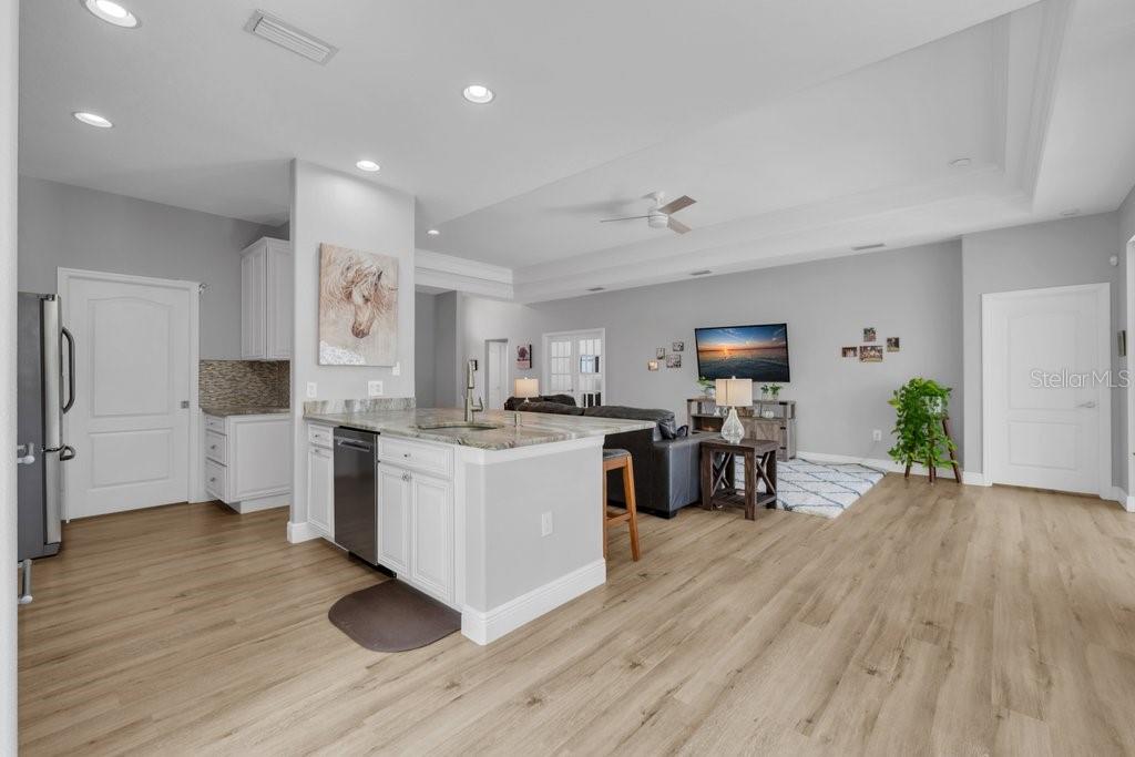 Image 8 of 57 For 8223 Haven Harbour Way