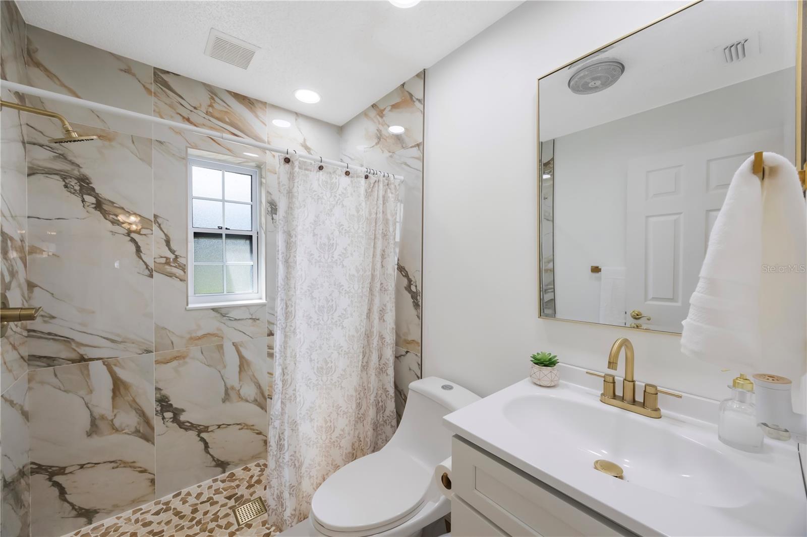 Listing photo id 27 for 5933 Carina Trace