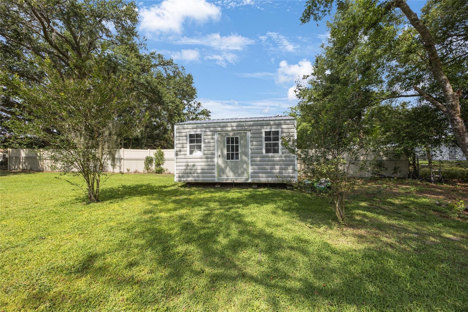 Listing photo id 41 for 5933 Carina Trace