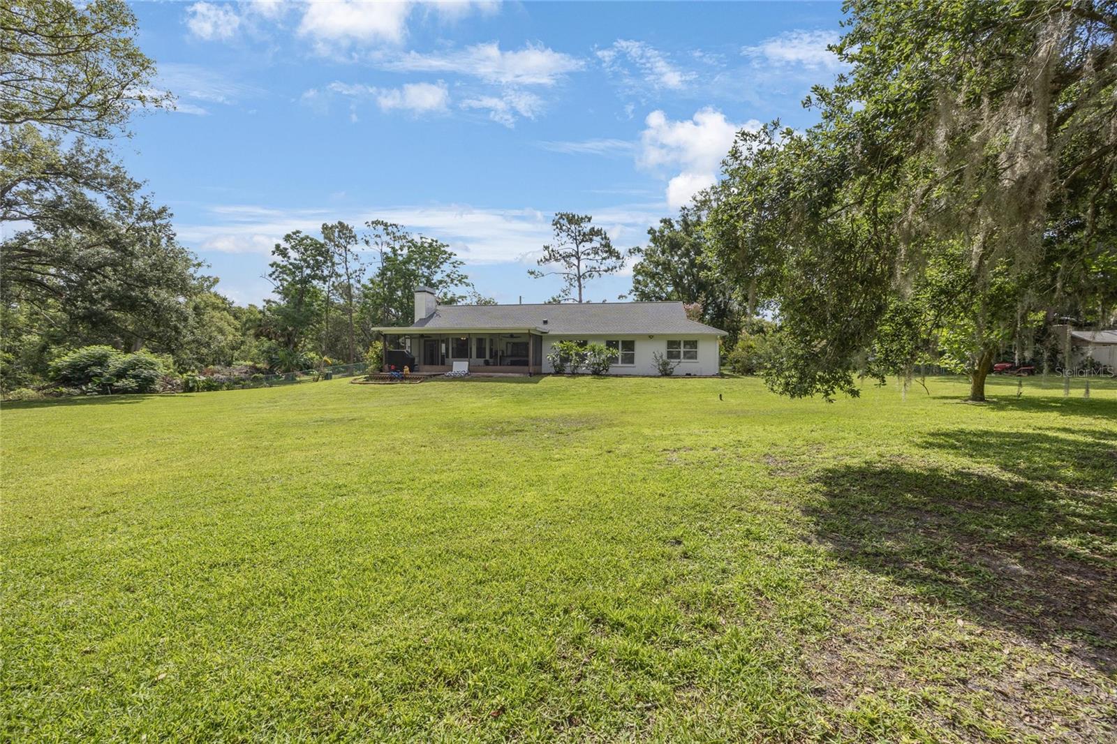 Listing photo id 42 for 5933 Carina Trace