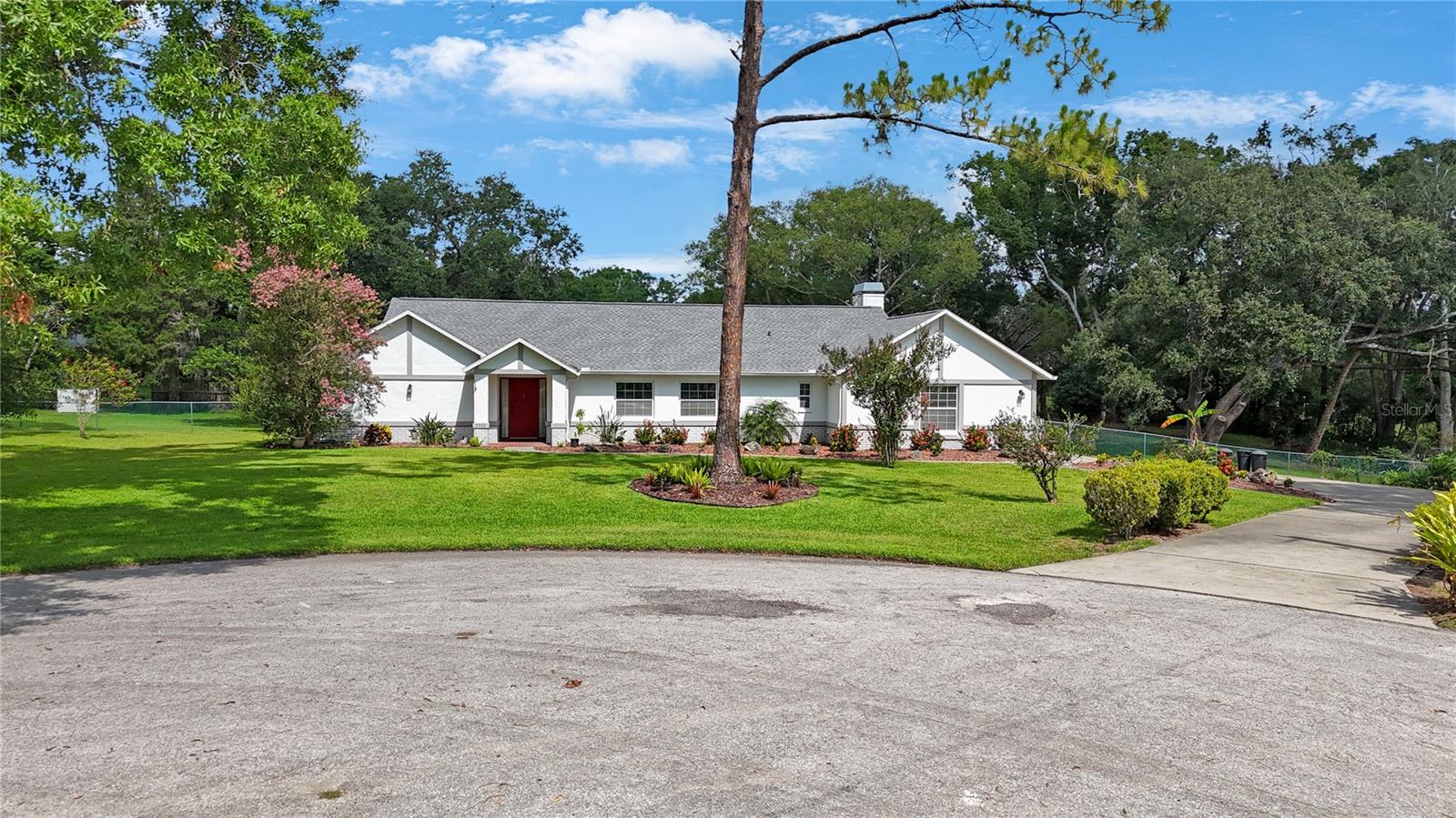 Listing photo id 44 for 5933 Carina Trace