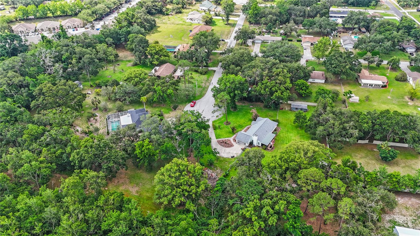Listing photo id 46 for 5933 Carina Trace