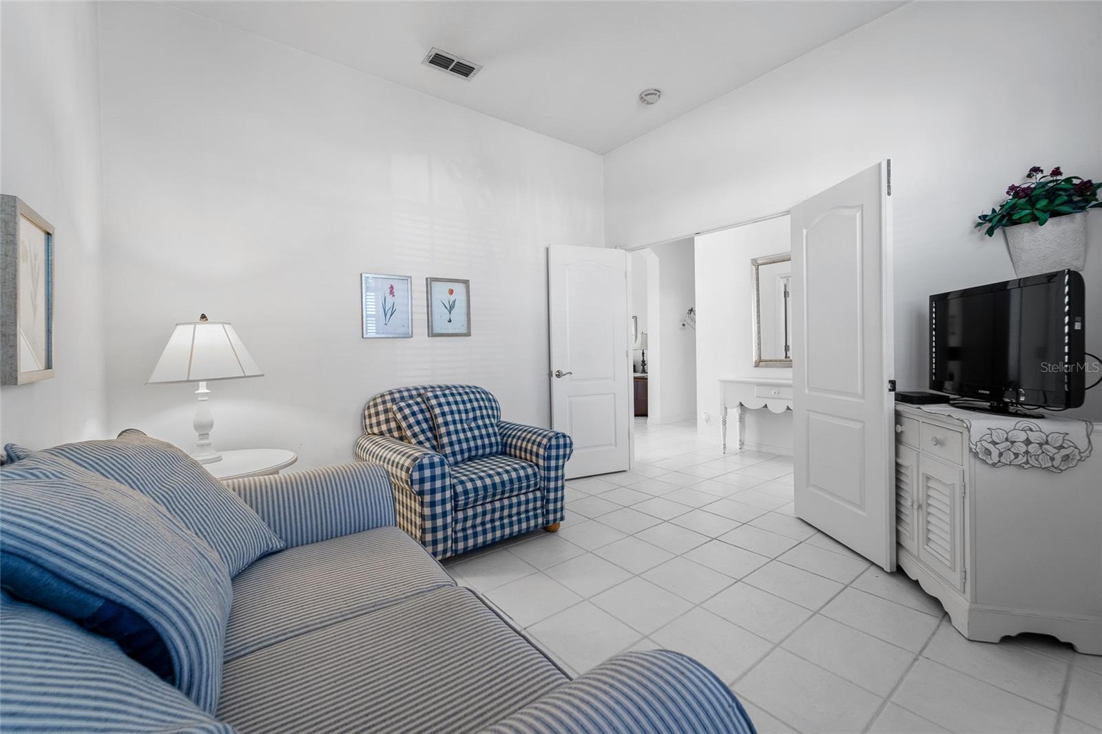 Listing photo id 13 for 1130 Hominy Hill Drive