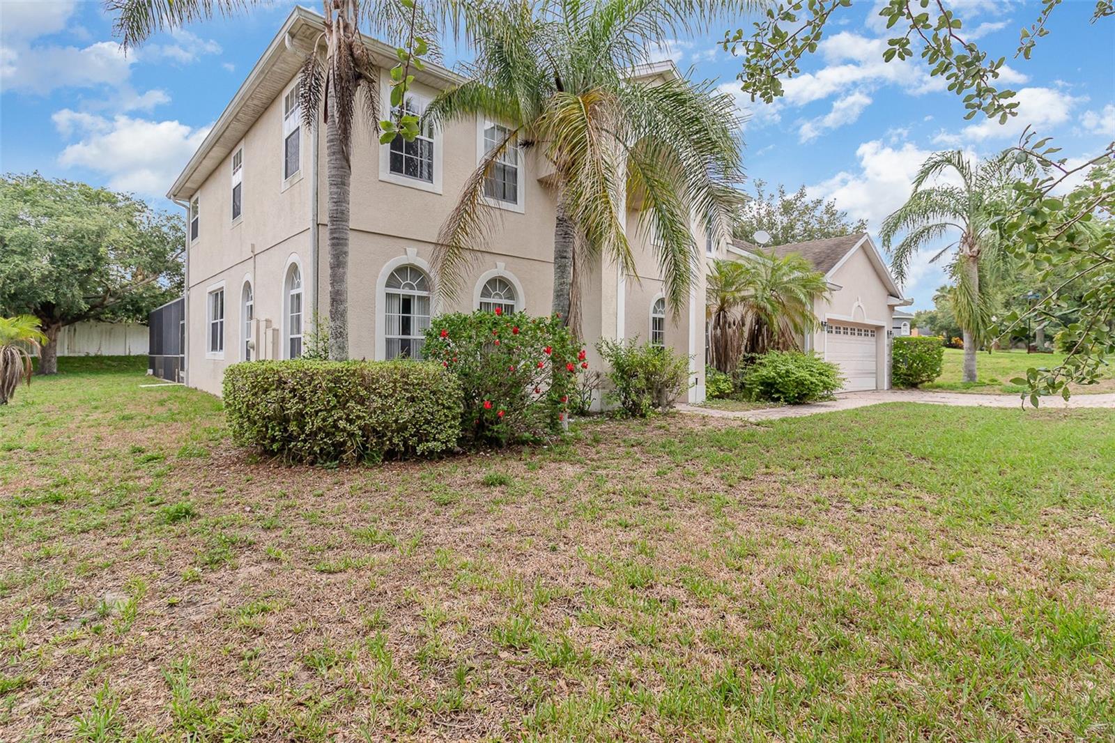 Image 3 of 42 For 239 Beacon Pointe Drive