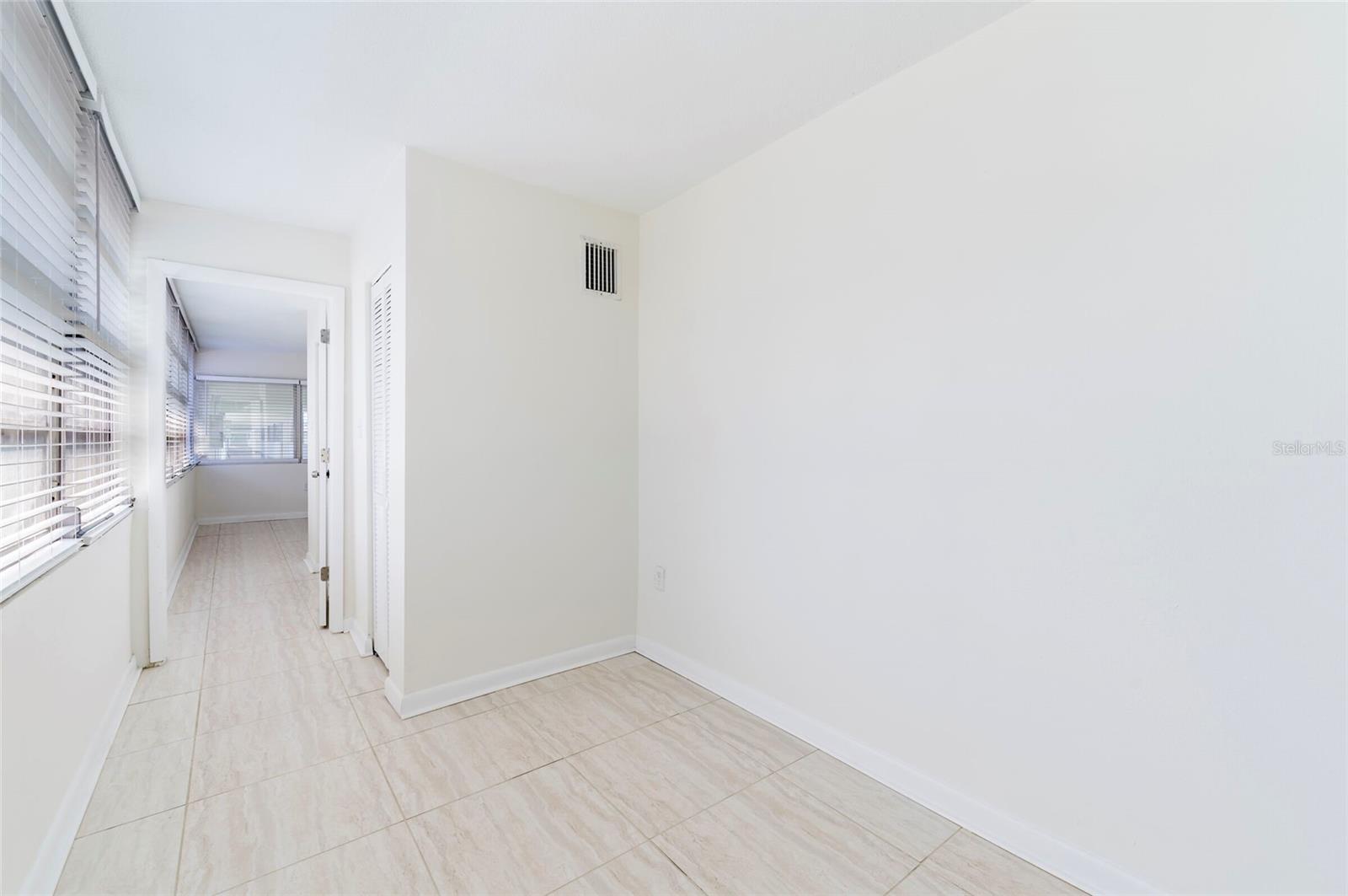 Image 23 of 34 For 6100 12th Street S 219