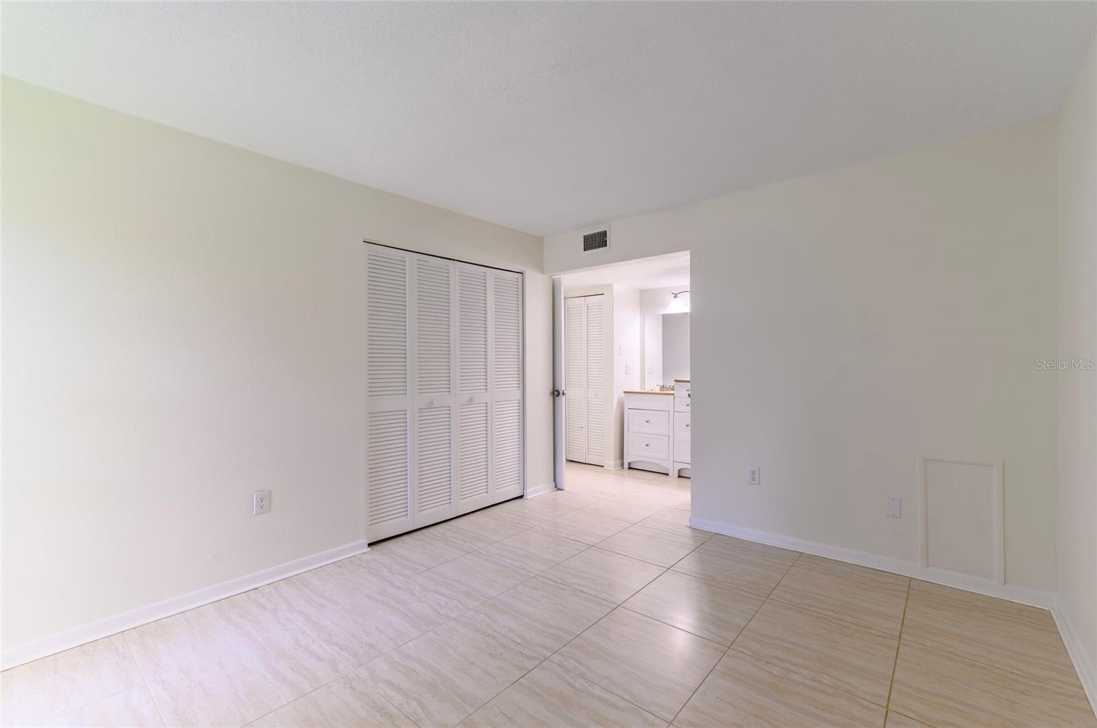 Image 26 of 34 For 6100 12th Street S 219