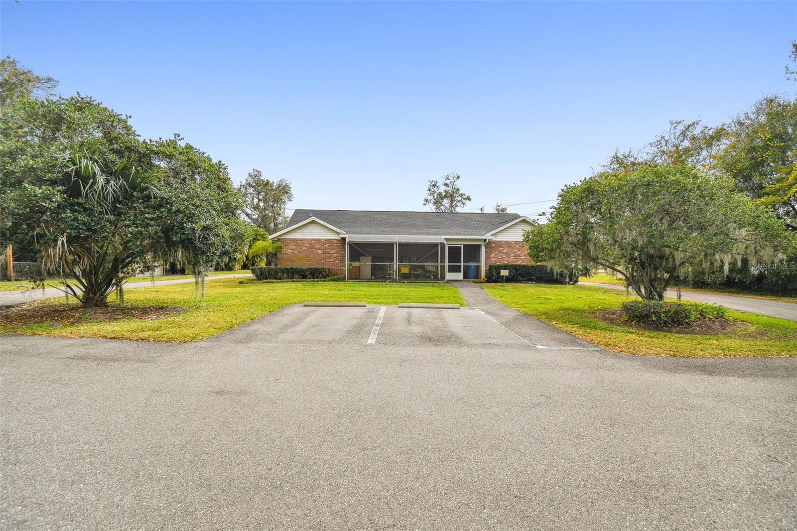 Image 13 of 26 For 10510 Gibsonton Drive