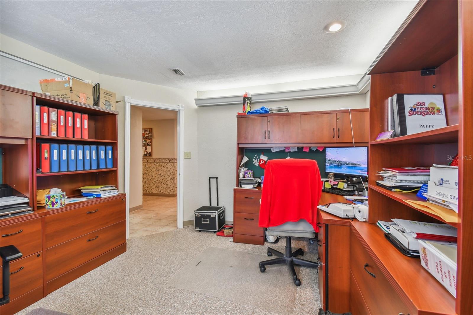 Image 19 of 26 For 10510 Gibsonton Drive