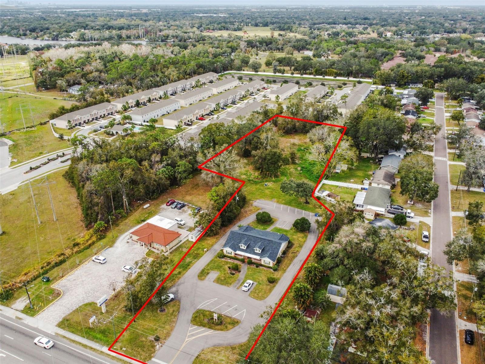 Image 8 of 26 For 10510 Gibsonton Drive