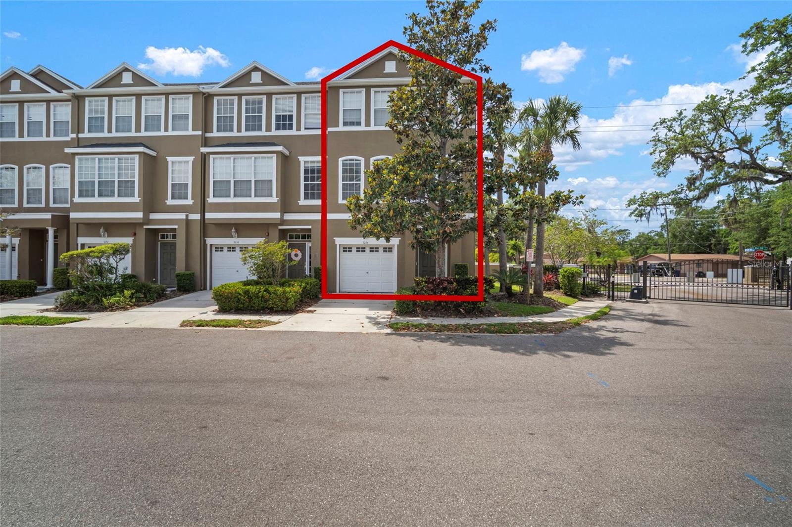 Details for 3056 Pointeview Drive, TAMPA, FL 33611