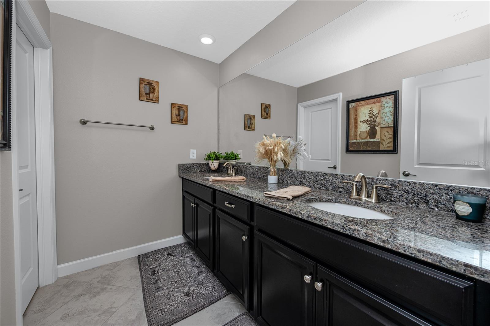 Listing photo id 20 for 11320 Chilly Water Court