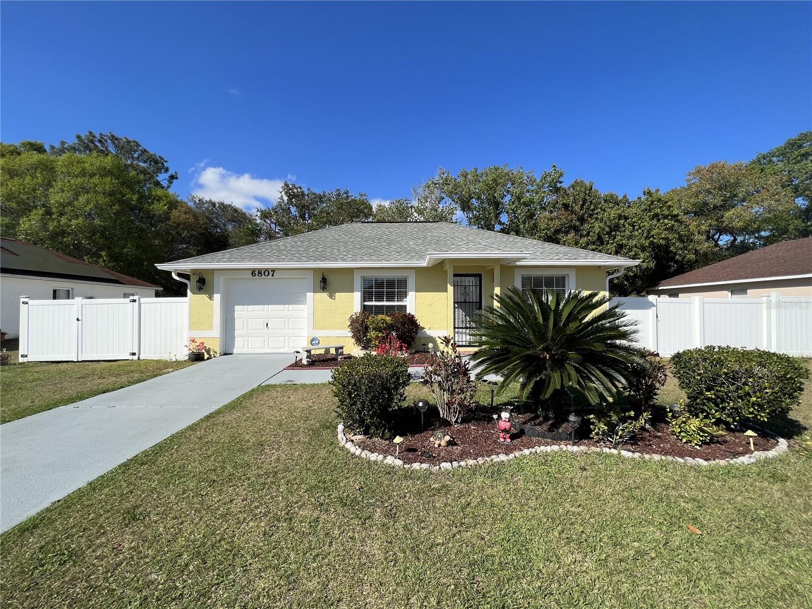 Details for 6807 Kingston Drive, TAMPA, FL 33619
