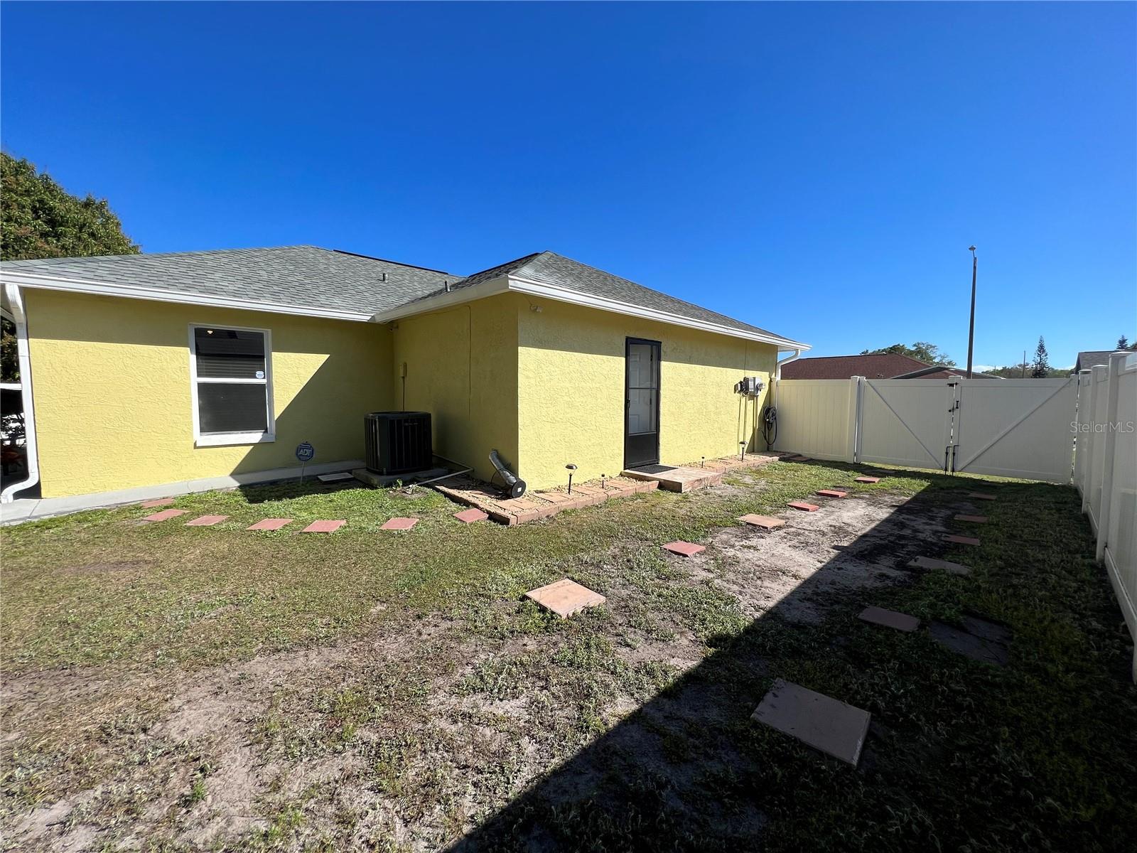 Image 19 of 22 For 6807 Kingston Drive