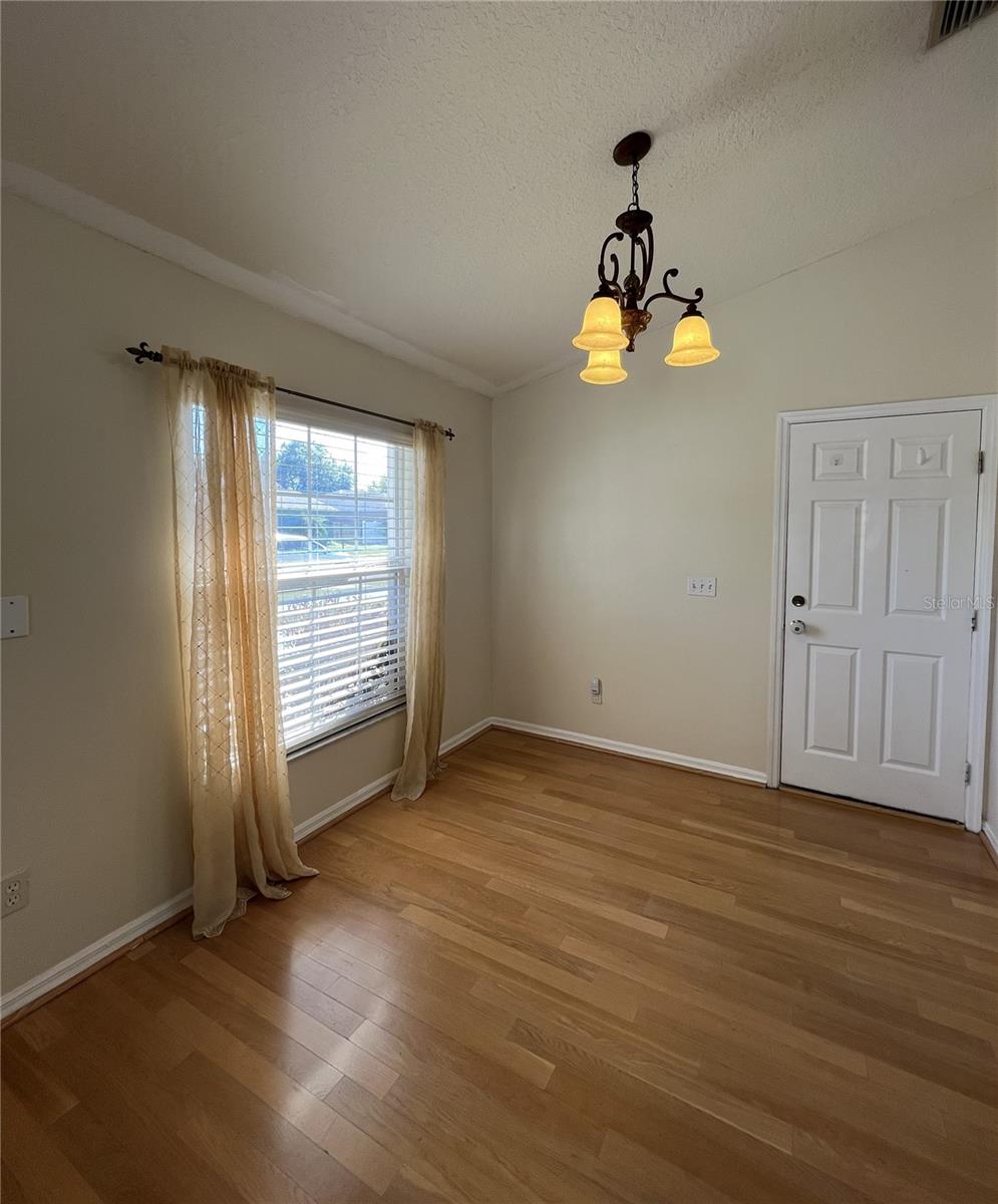 Image 5 of 22 For 6807 Kingston Drive