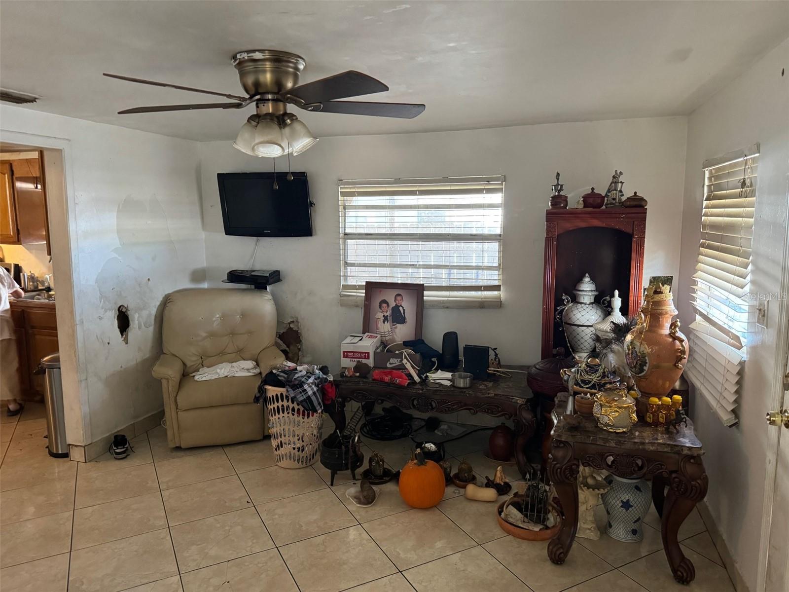 Image 4 of 10 For 3311 Saint Conrad Street