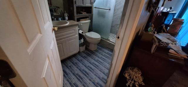 Listing photo id 30 for 1160 Geneva Place