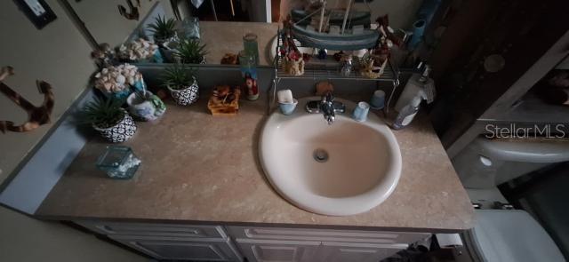 Listing photo id 35 for 1160 Geneva Place