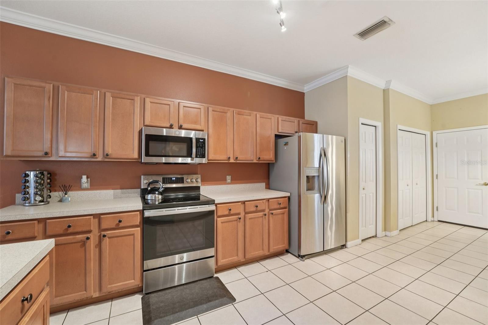 Image 4 of 25 For 10263 Devonshire Lake Drive