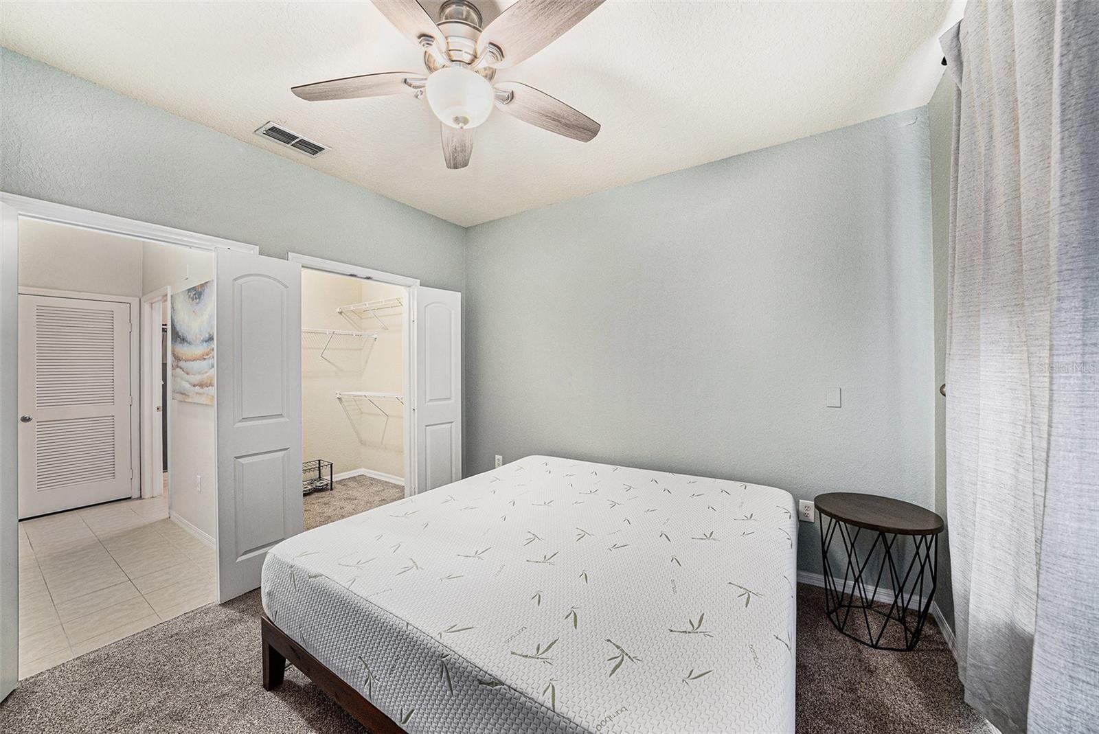 Image 12 of 19 For 4221 Spruce Street 2104
