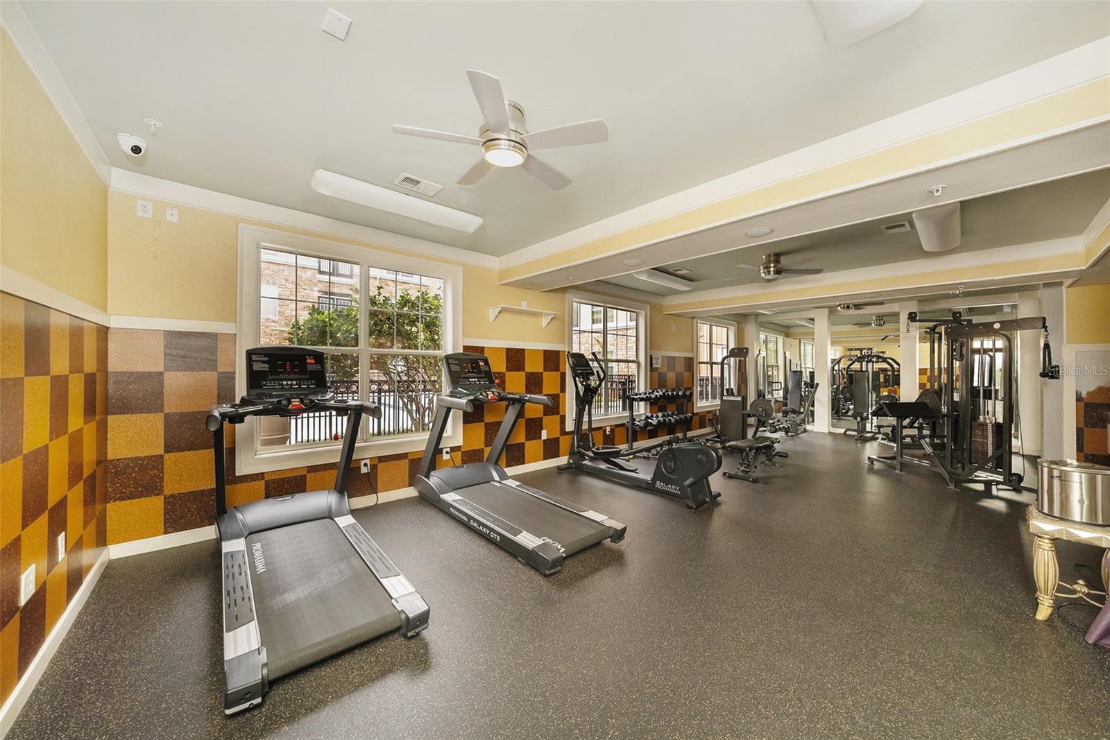 Image 16 of 19 For 4221 Spruce Street 2104
