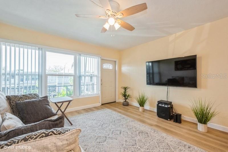 Image 12 of 30 For 4325 58th Way N 1527