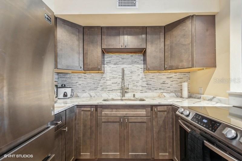 Image 17 of 30 For 4325 58th Way N 1527