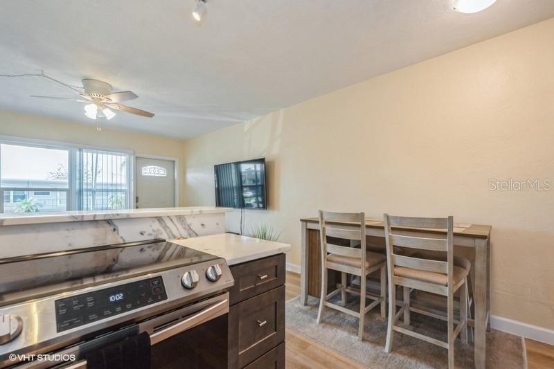 Image 20 of 30 For 4325 58th Way N 1527