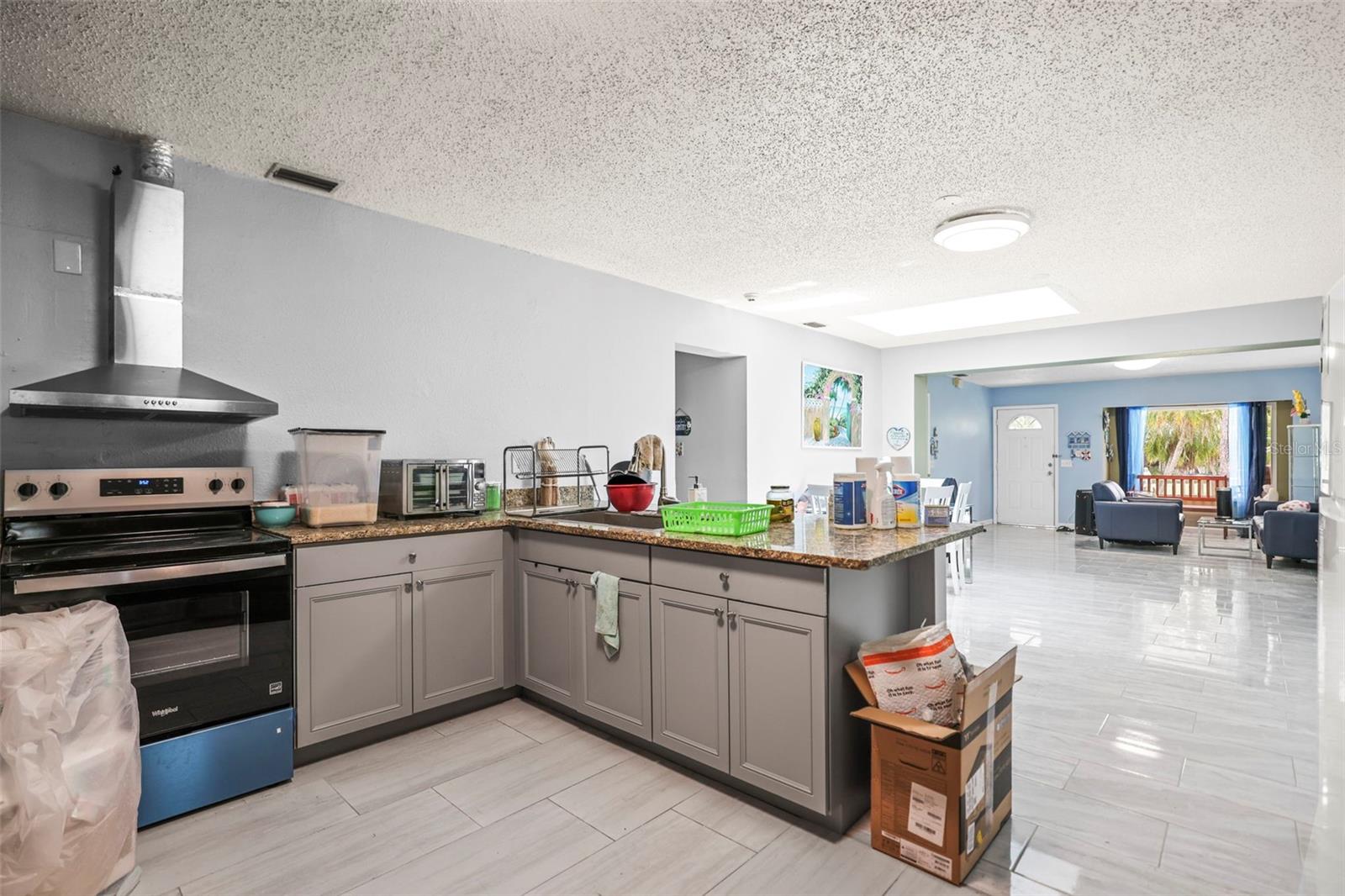 Image 10 of 89 For 2174 62nd Street N