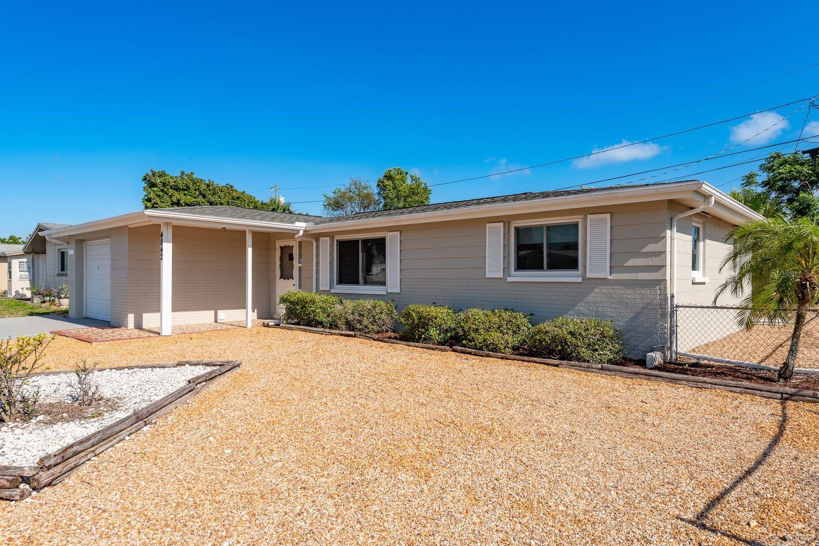 Image 2 of 30 For 4842 Odyssey Avenue