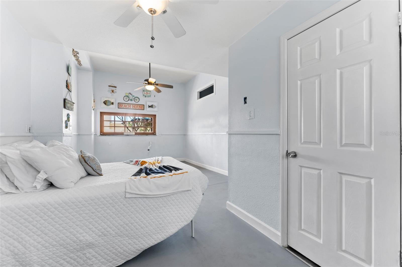 Image 18 of 31 For 13514 Garris Drive