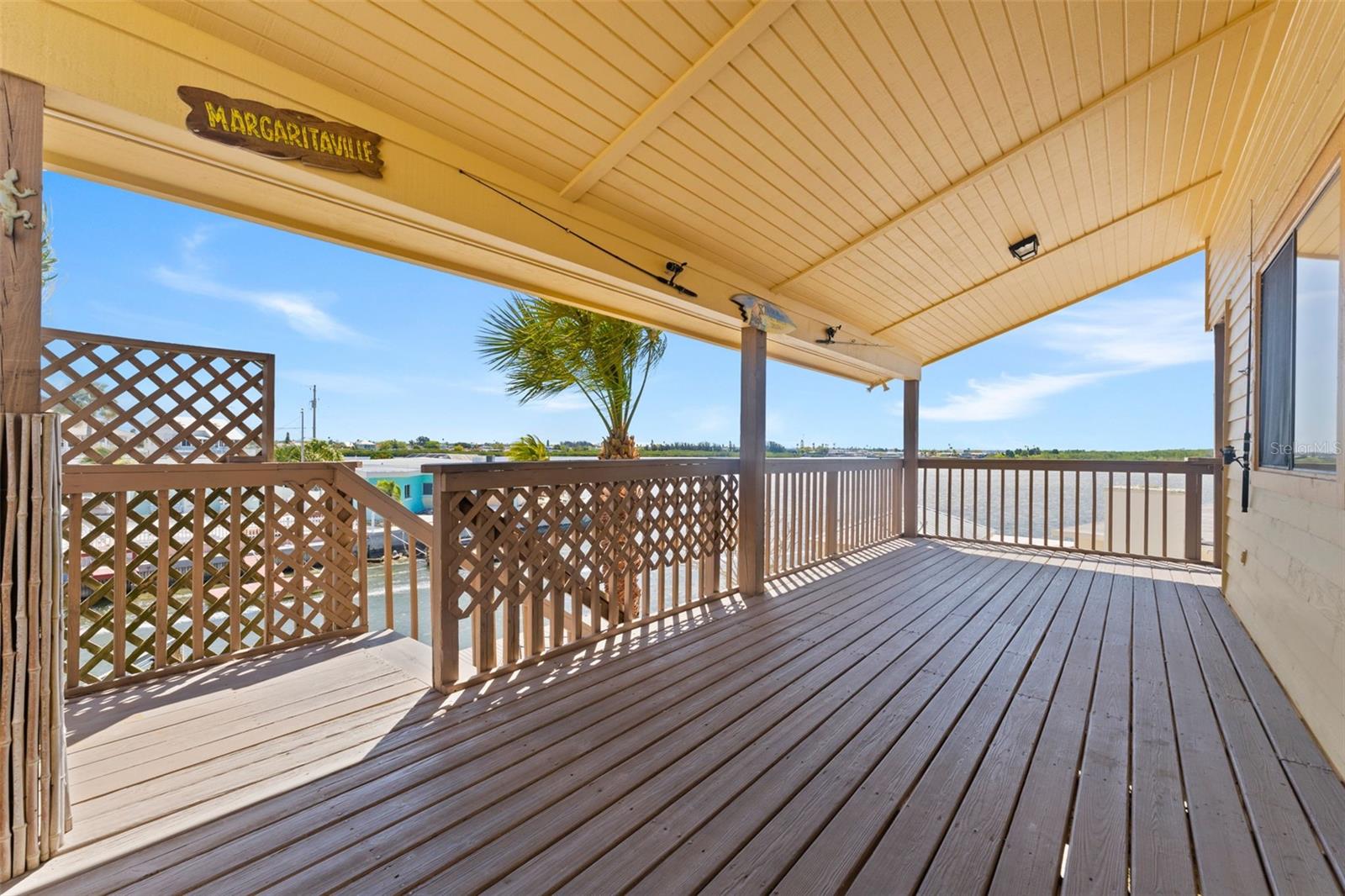 Image 21 of 31 For 13514 Garris Drive