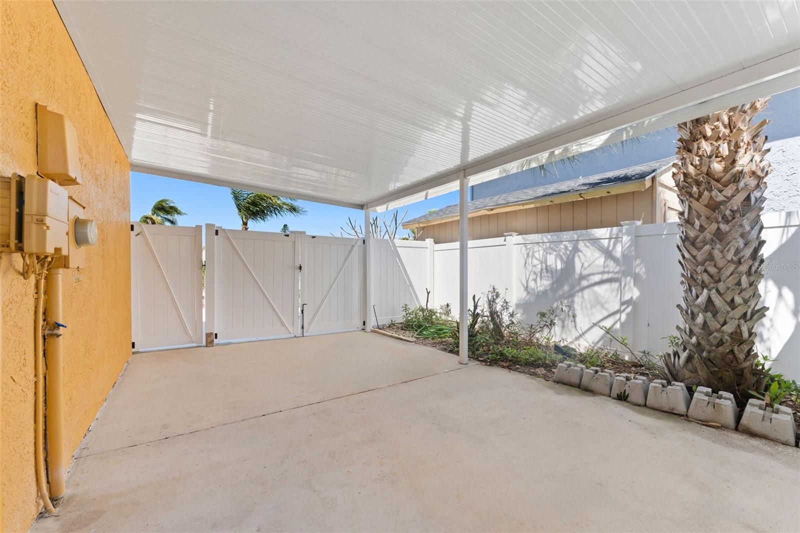 Image 27 of 31 For 13514 Garris Drive