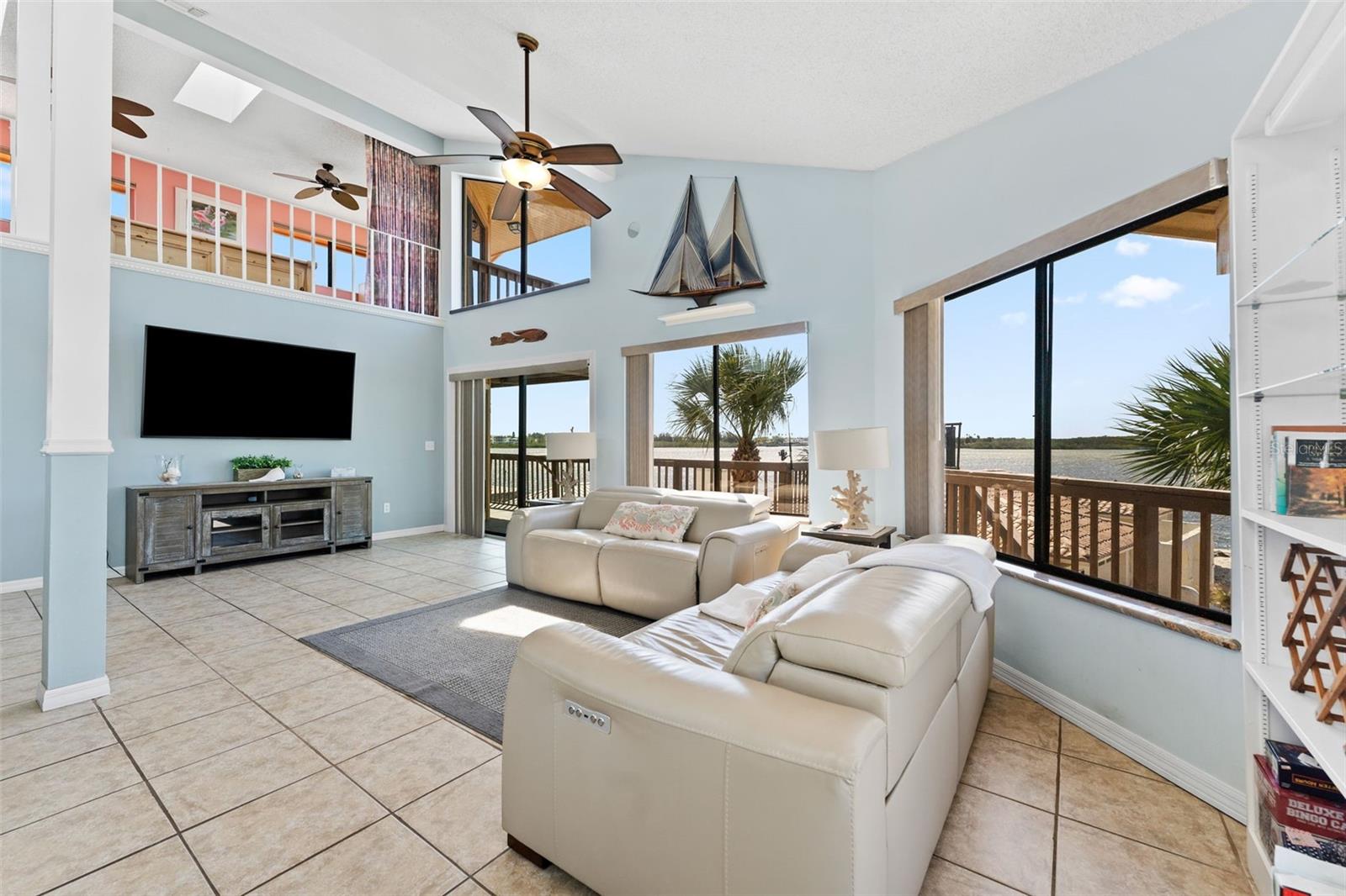 Image 9 of 31 For 13514 Garris Drive
