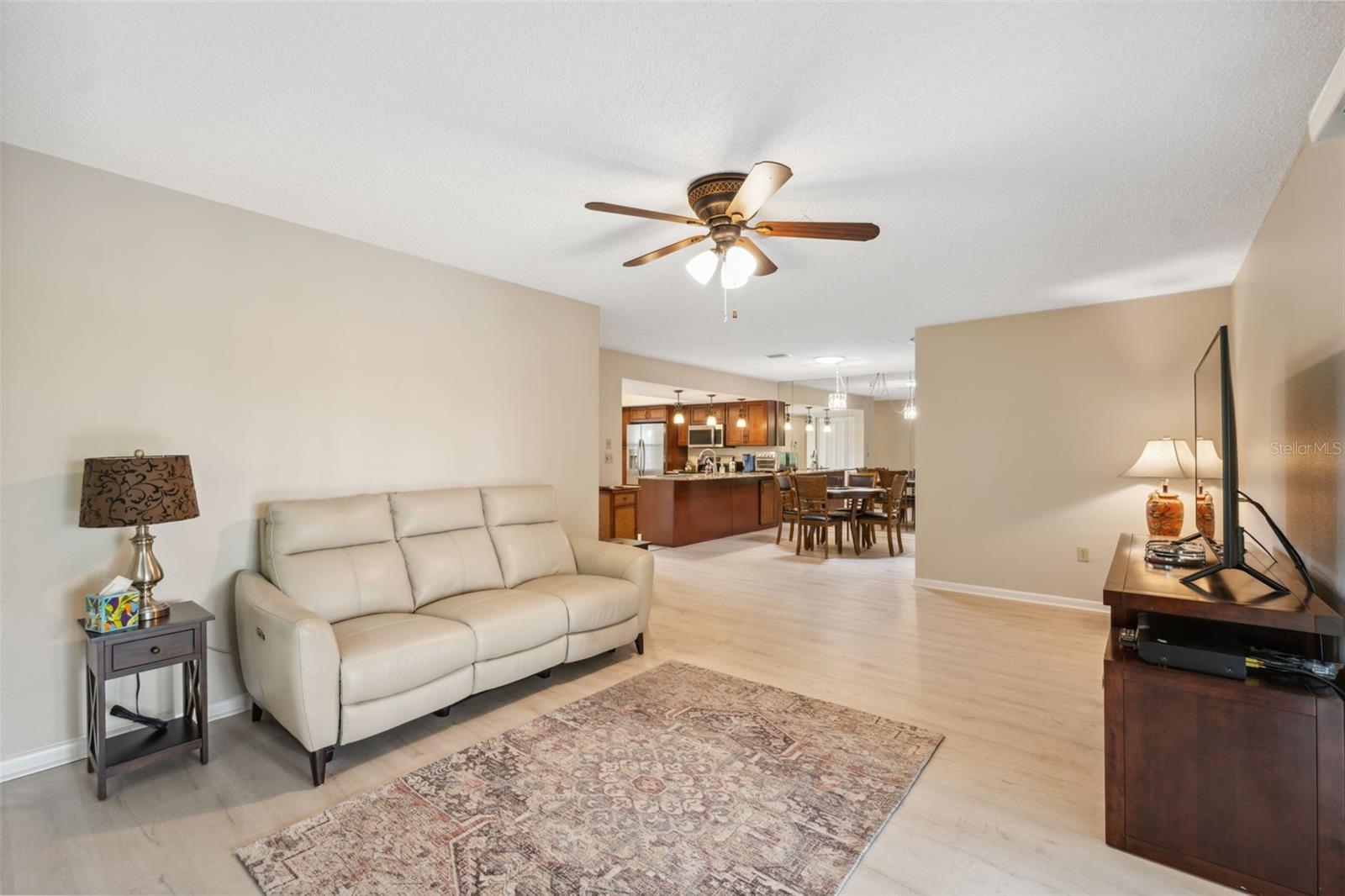 Image 16 of 44 For 9307 Golf View Drive