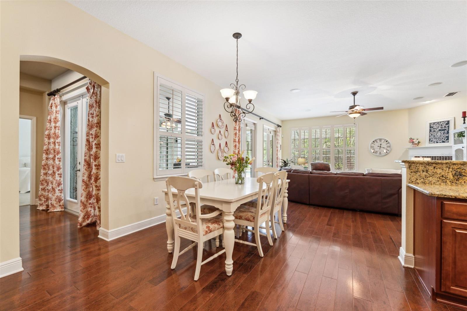Image 21 of 59 For 16039 Ternglade Drive