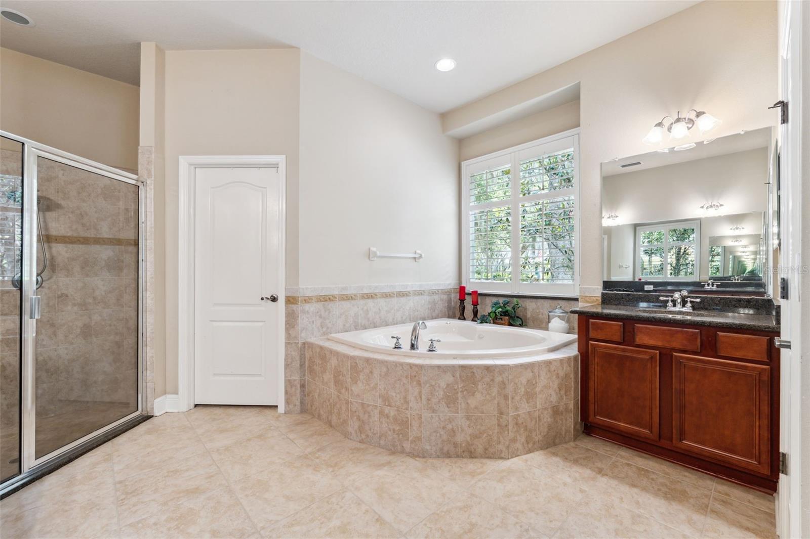 Image 29 of 59 For 16039 Ternglade Drive