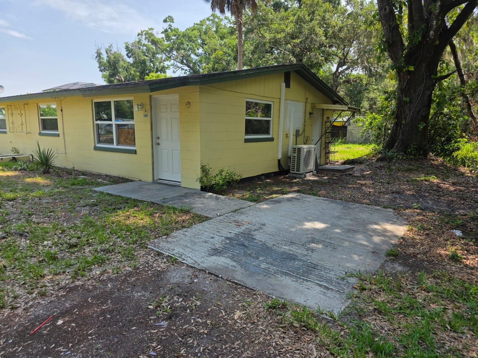 Image 2 of 15 For 5904 Kingsview Lane
