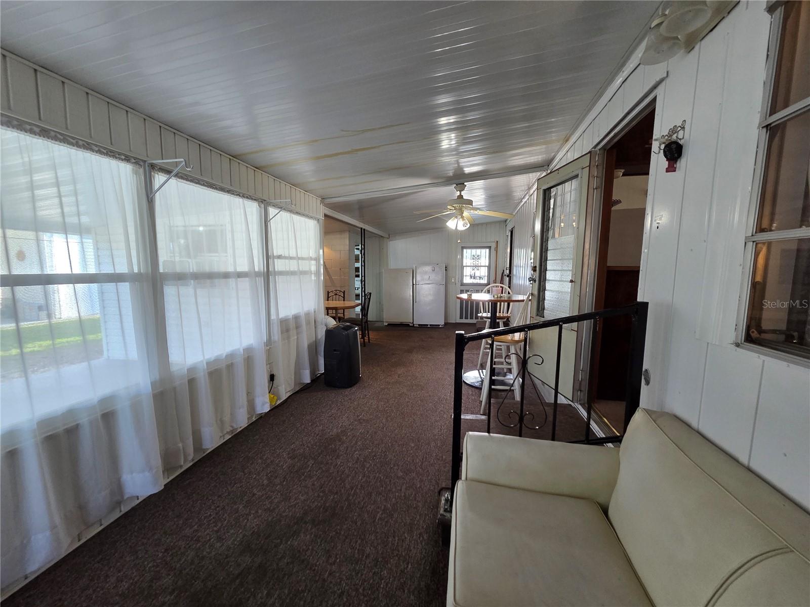 Image 11 of 50 For 4927 Coral Street