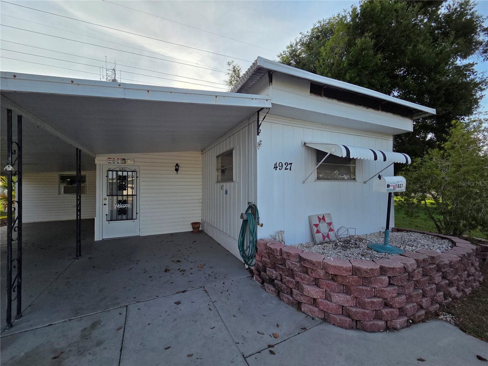Image 5 of 50 For 4927 Coral Street