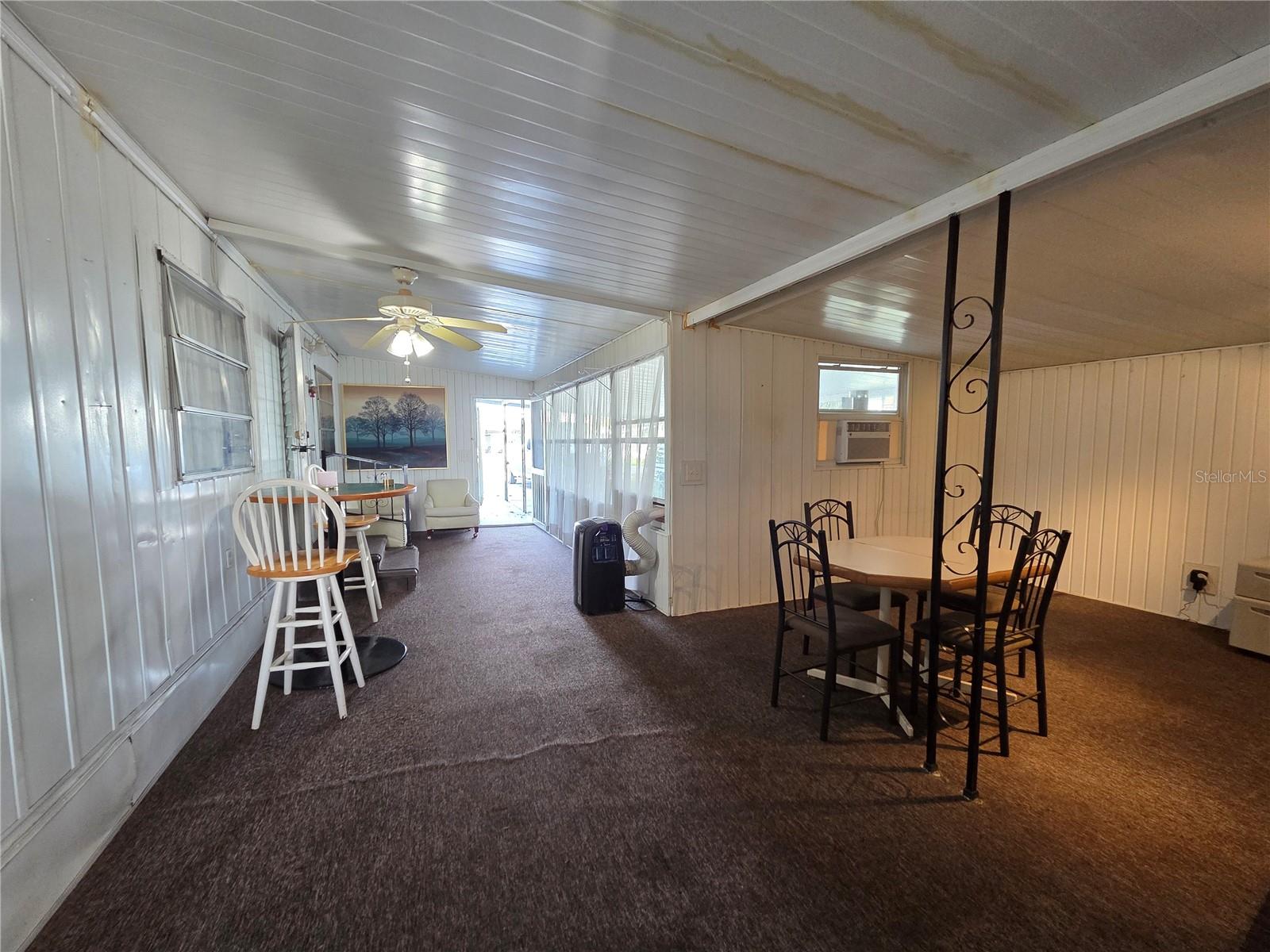 Image 9 of 50 For 4927 Coral Street