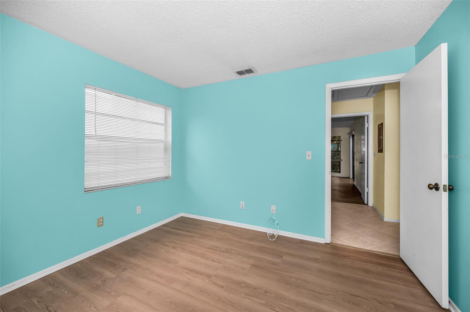 Image 34 of 61 For 3500 Magnolia Ridge Circle 405