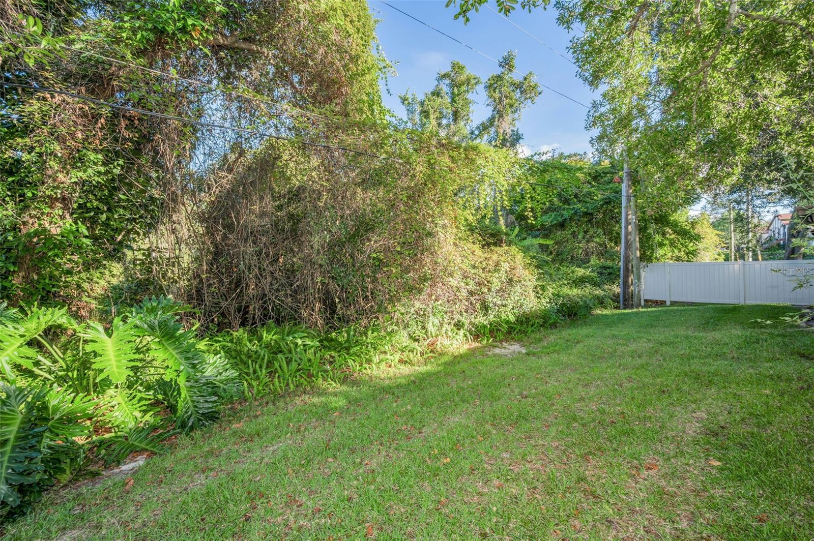 Image 43 of 61 For 3500 Magnolia Ridge Circle 405