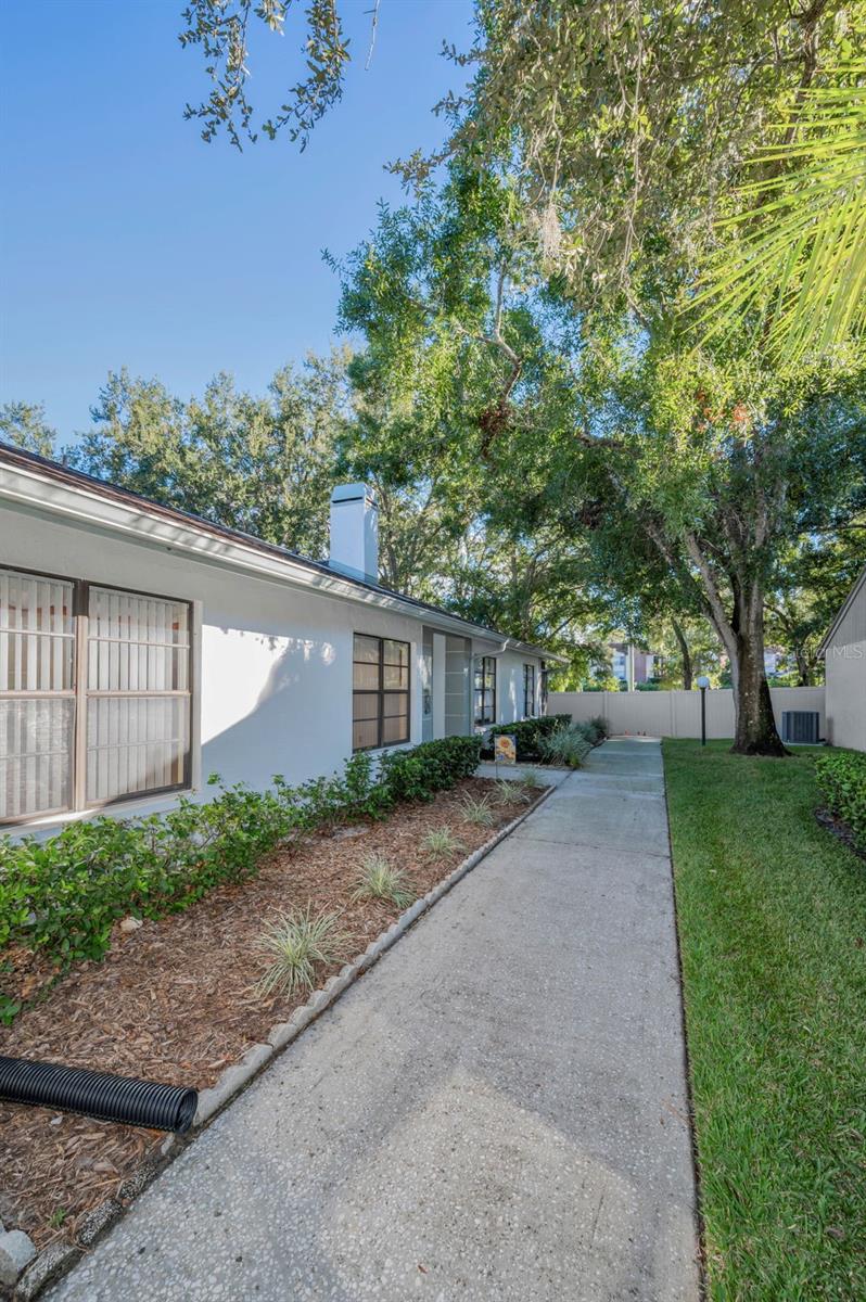 Image 7 of 61 For 3500 Magnolia Ridge Circle 405