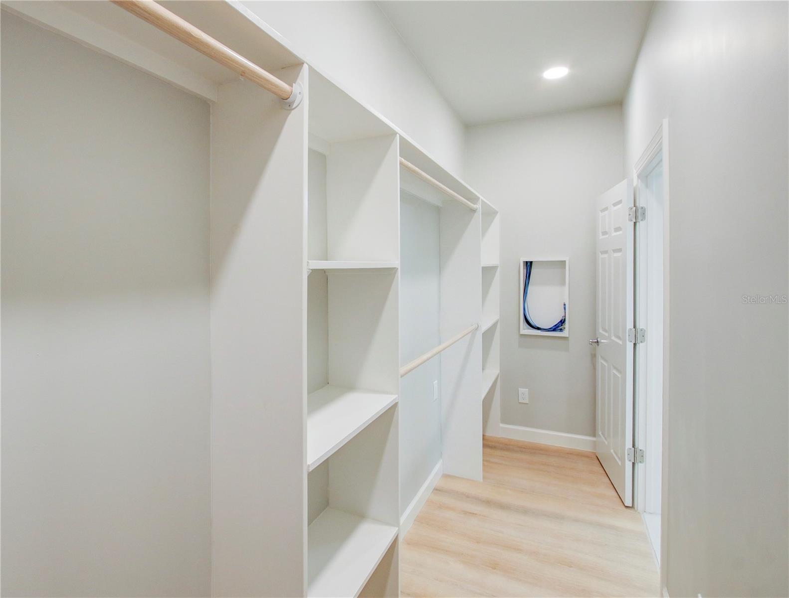 Image 30 of 37 For 494 39th Avenue N