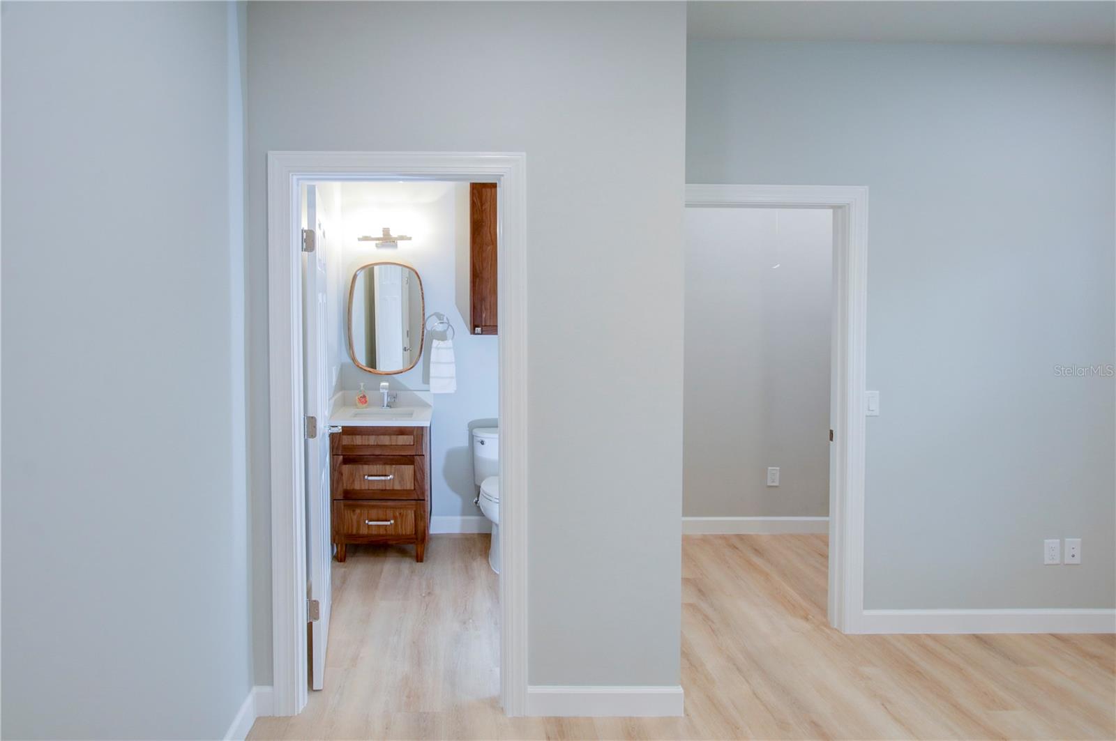 Image 36 of 37 For 494 39th Avenue N