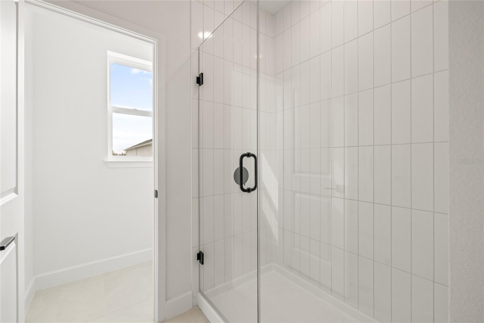 Image 25 of 39 For 2039 Amelia Bay Place