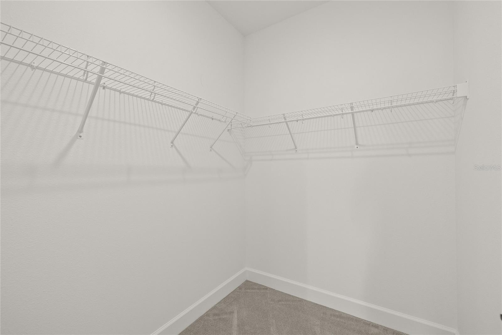 Image 27 of 39 For 2039 Amelia Bay Place