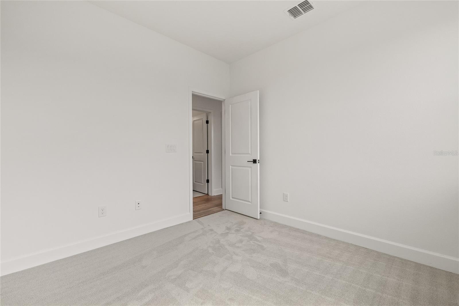 Image 34 of 39 For 2039 Amelia Bay Place
